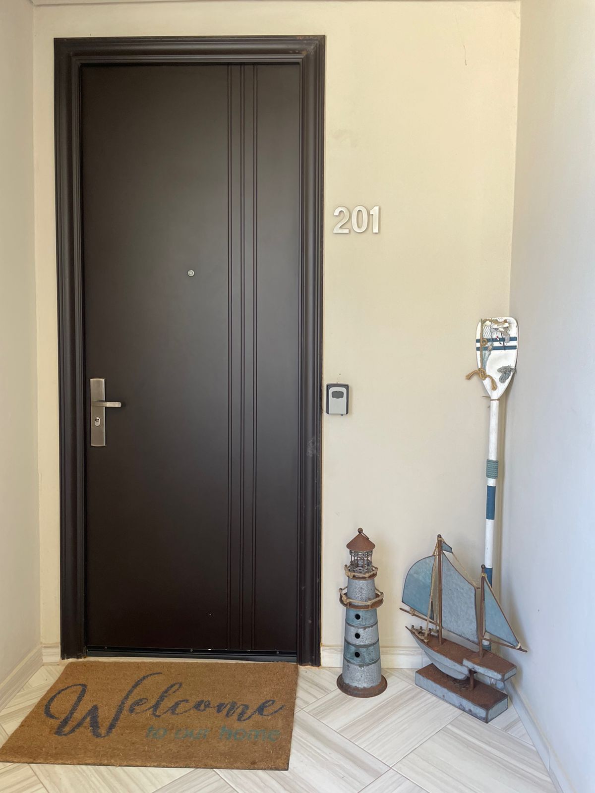 14 de 17: Entrada a departamento en 2do piso