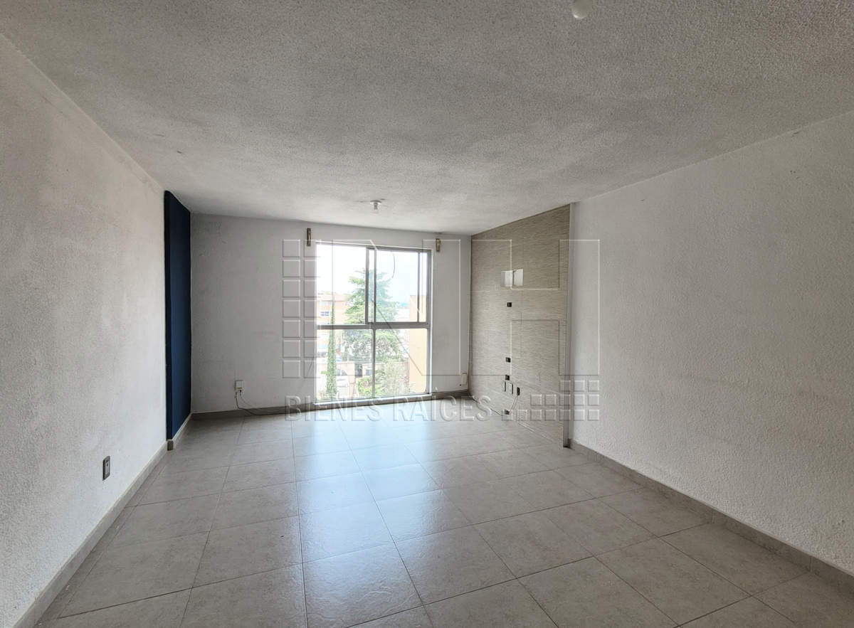 2 de 12: Sala Comedor