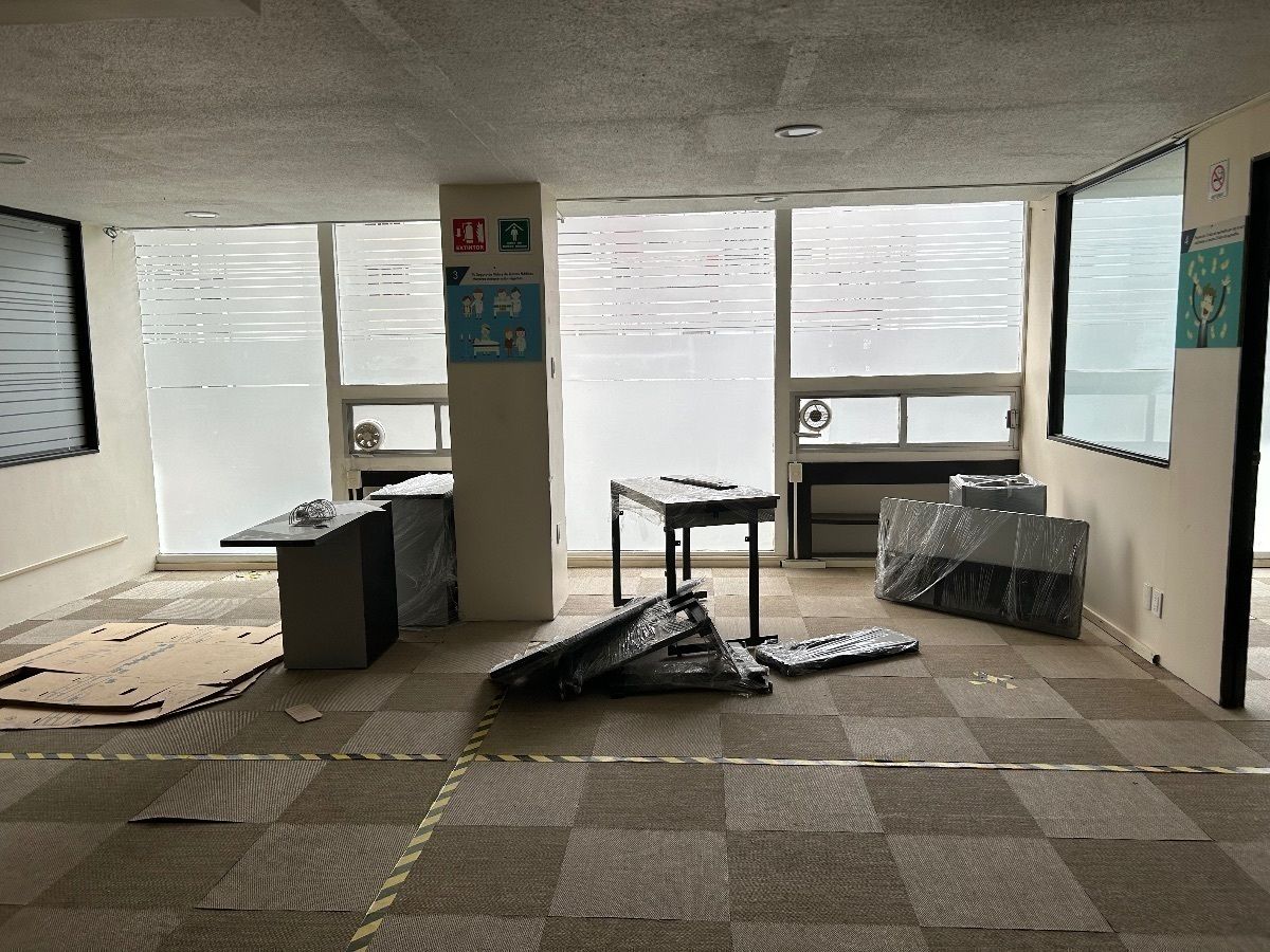 RENTA DE OFICINA ACONDICIONADA