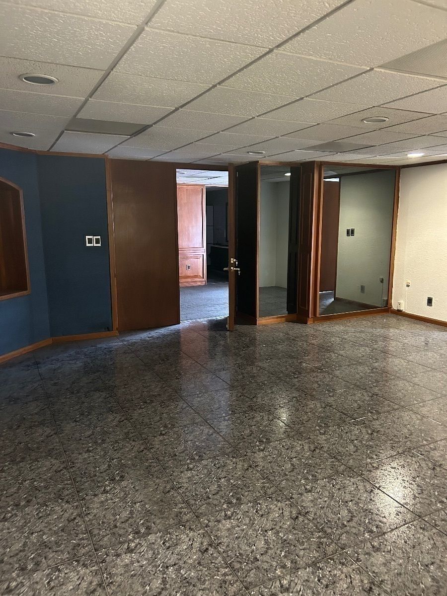 OFICINA EN ANZURES ACONDICIONADA