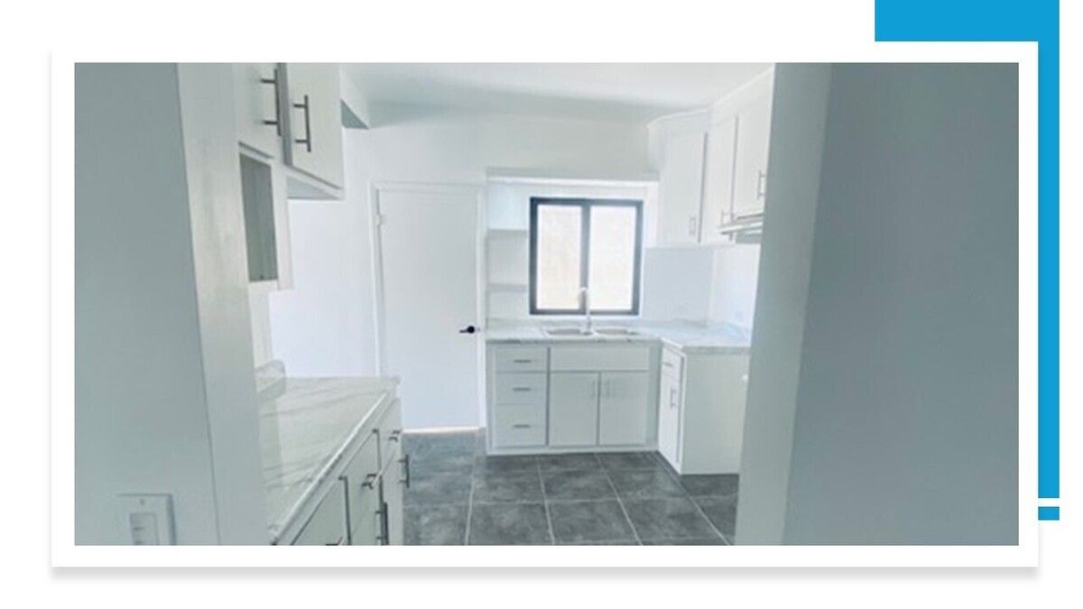 7 de 18: Vista de Pasillo hacia Cocina