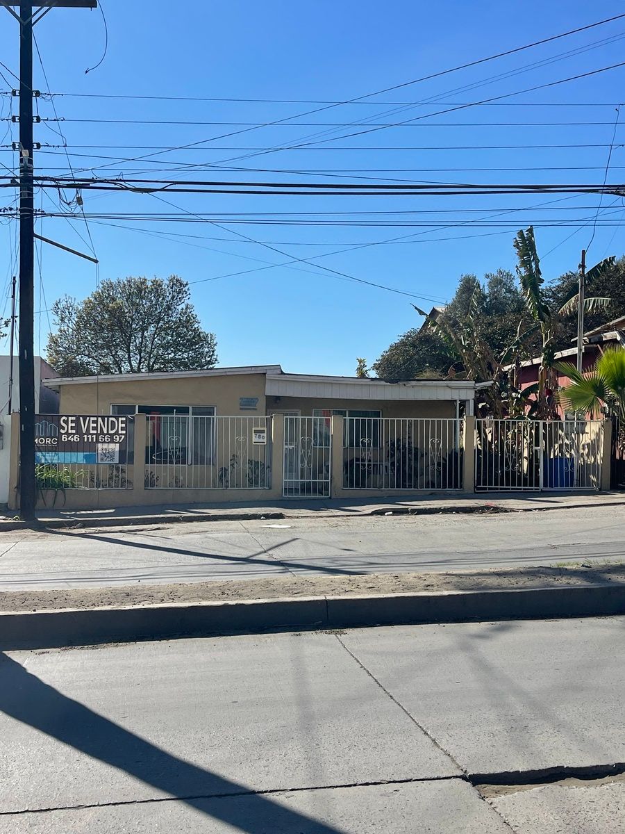 Se Vende Casa, Ideal para Comercio, Zona Centro, Ensenada, B.C.