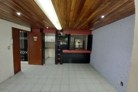 EB-QQ0943