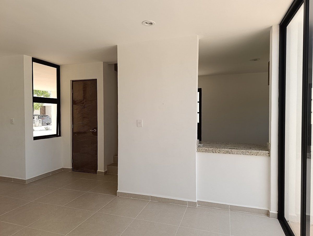 House in Privada Morera with Pool, Solar Panels, Covered Garage. RS Mod 168 - foto 4