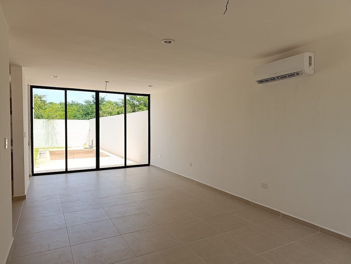 House in Privada Morera with Pool, Solar Panels, Covered Garage. RS Mod 168 - foto 5