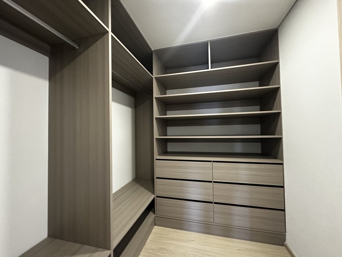 6 of 12: walking closet