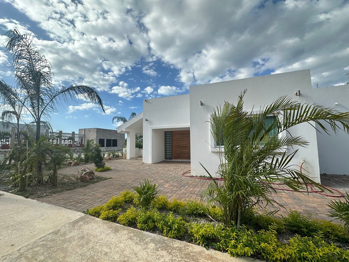 House in Lerma, Campeche, photo 2 of 32
