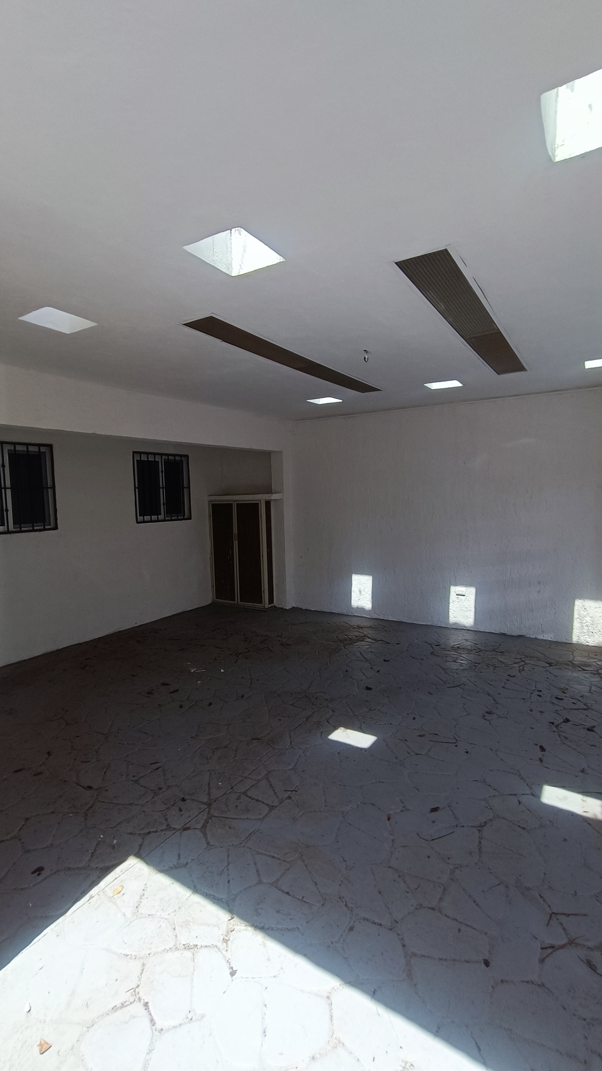 2 of 11: https://www.easybroker.com/agent/properties/excelente-casa-e