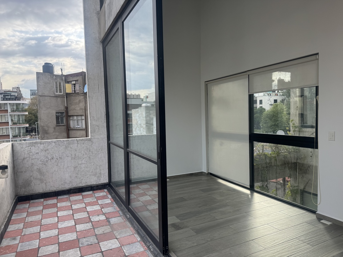 6 de 28: Terraza en estancia