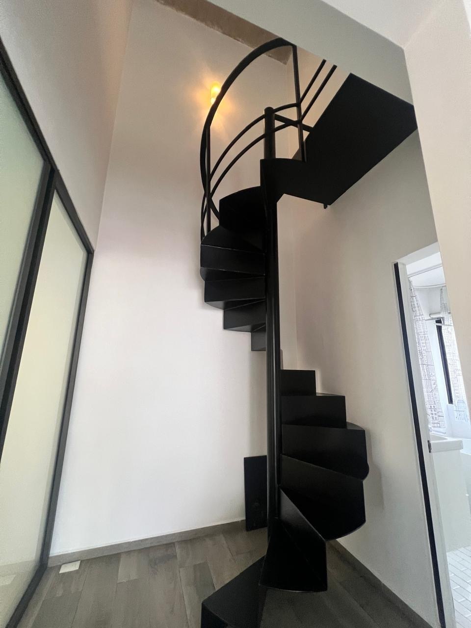 16 de 28: Escaleras