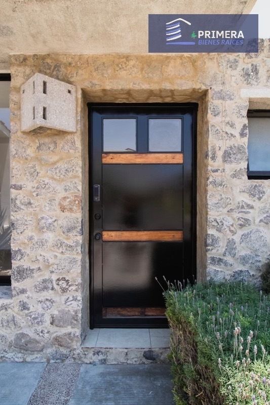 4 de 13: Puerta principal