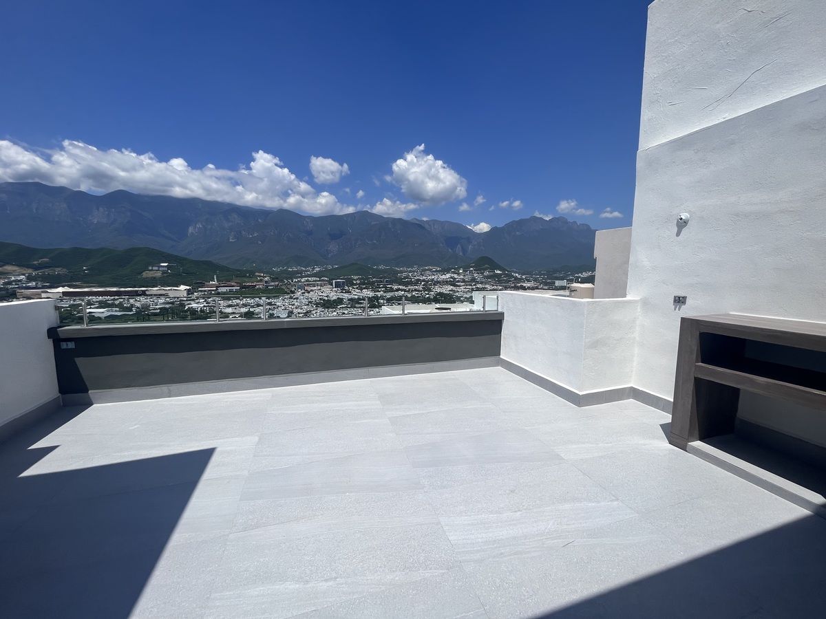 Casa en Paseo del Vergel, Monterrey, foto 3 de 34