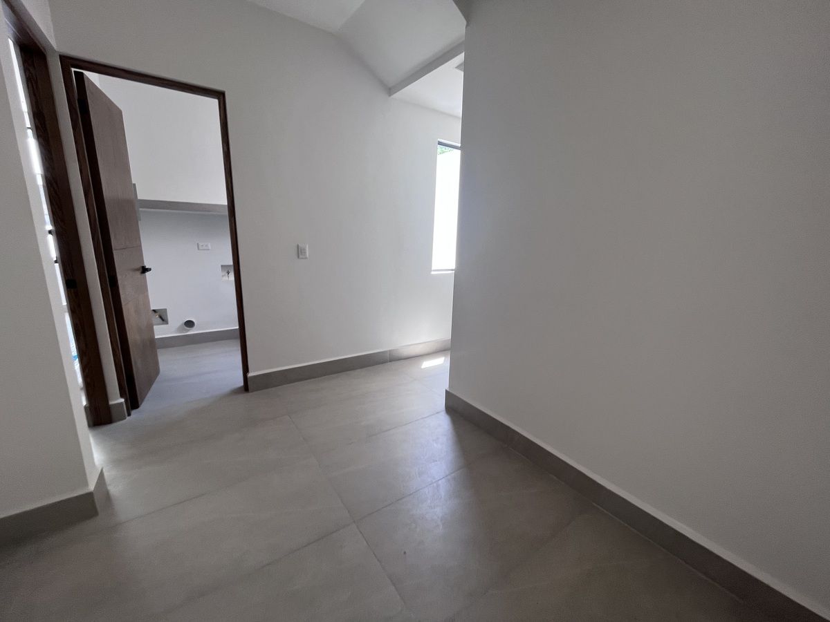 Casa en Paseo del Vergel, Monterrey, foto 14 de 34