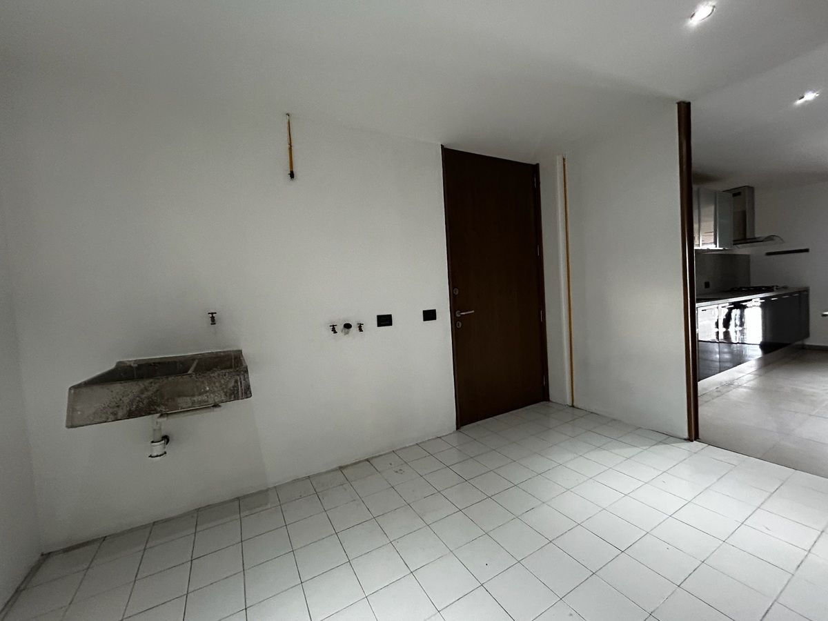 14 de 21: Cuarto de lavado