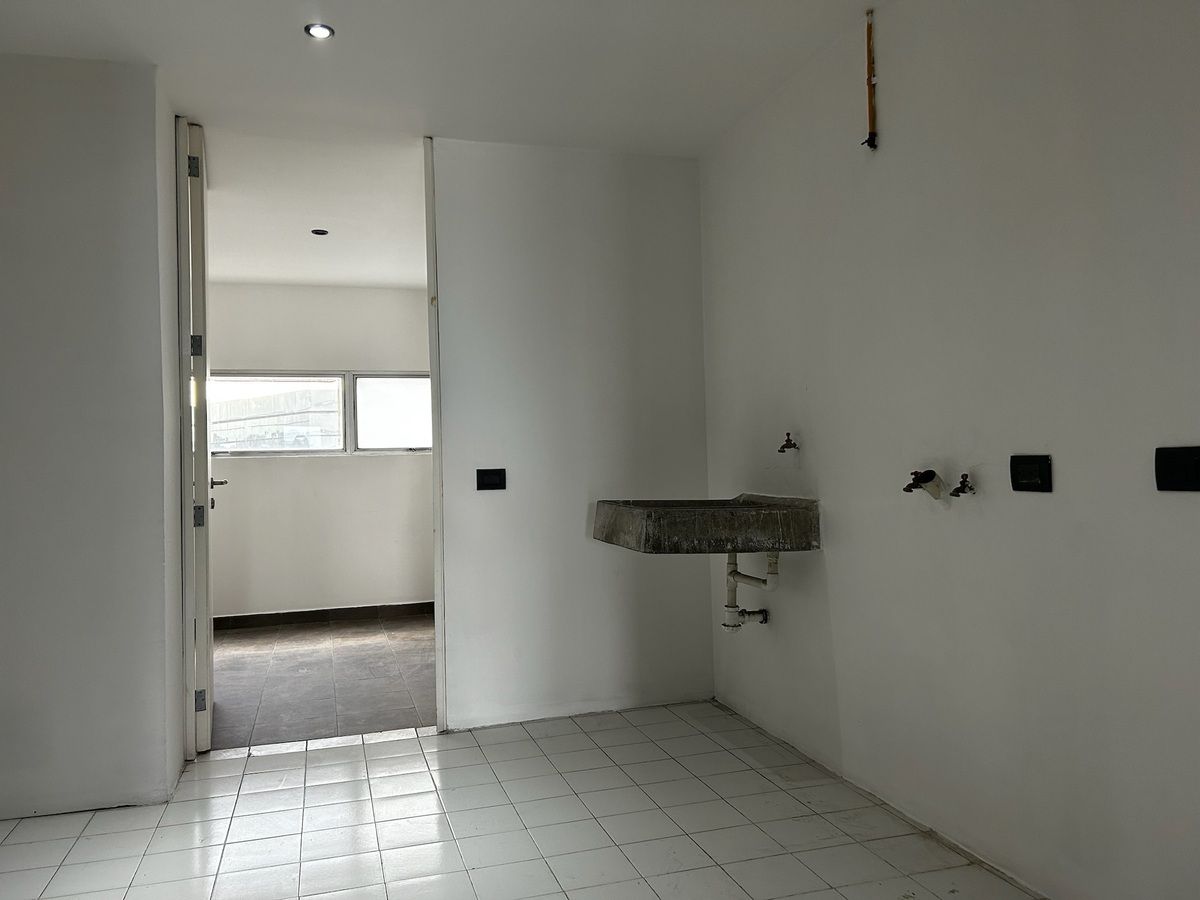 17 de 21: Cuarto de lavado