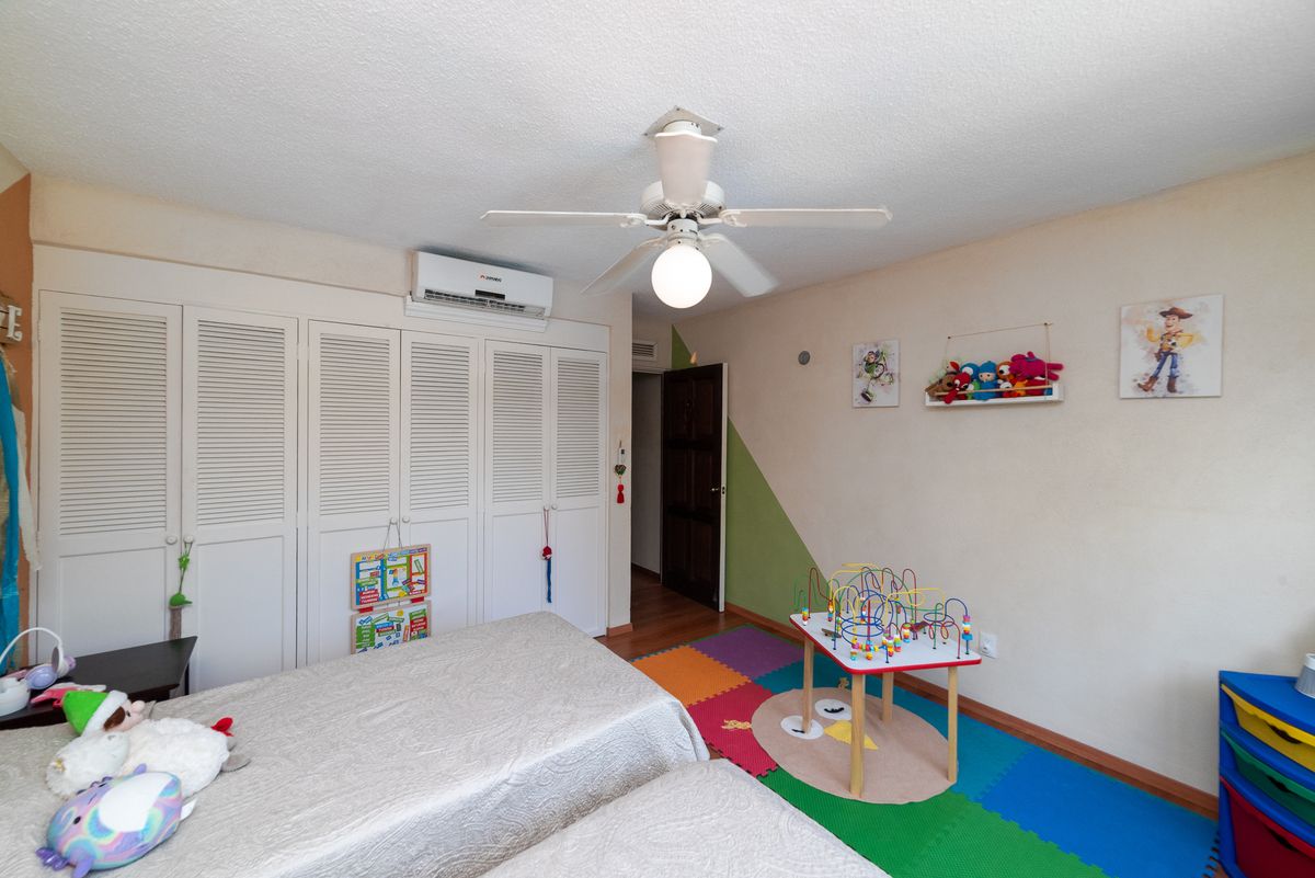 25 of 35: CLOSET HAB/ROOM 3