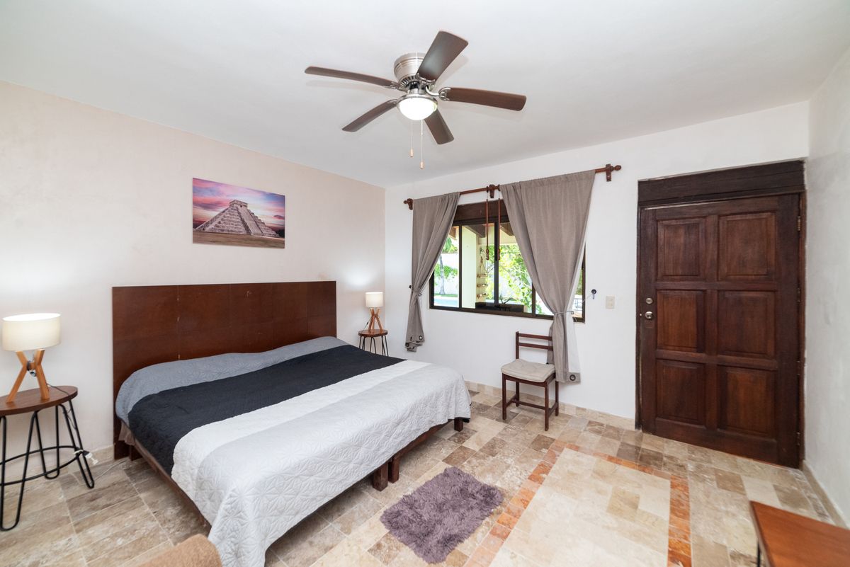 12 of 35: HAB/ROOM PB (4)