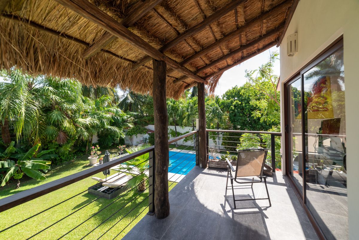 29 of 35: OFIC/STUDIO/ROOM (5)