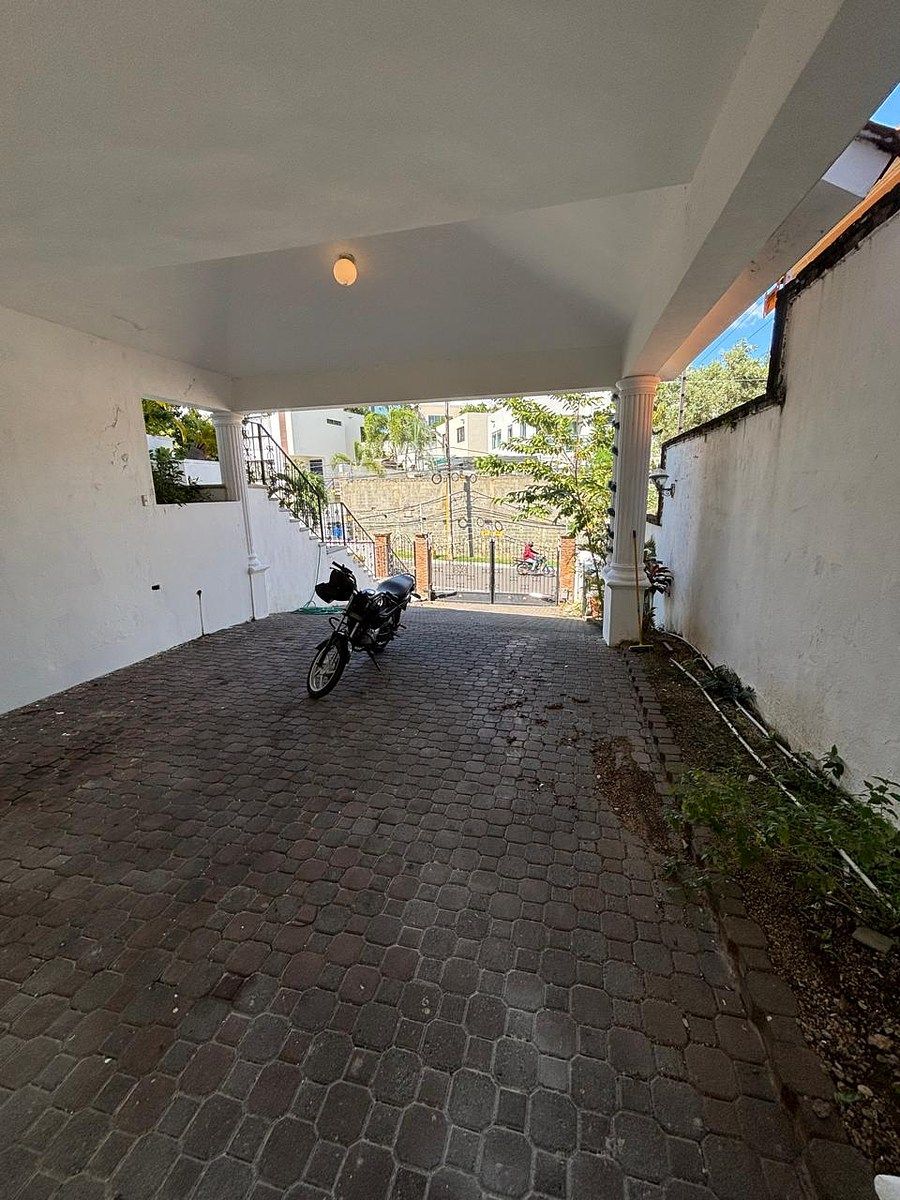 Casa en Altos de Arroyo Hondo III, Santo Domingo Centro (Distrito Nacional), foto 4 de 16