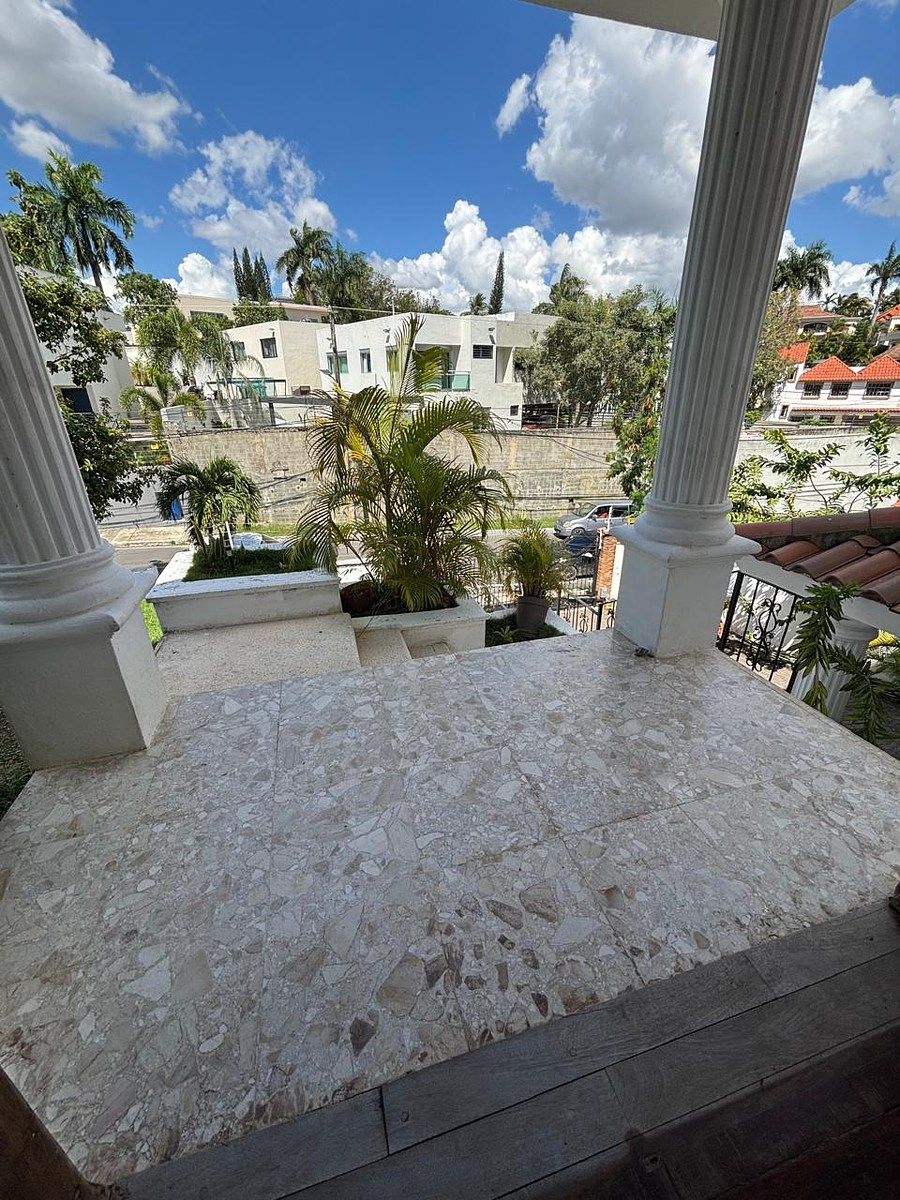 Casa en Altos de Arroyo Hondo III, Santo Domingo Centro (Distrito Nacional), foto 3 de 16