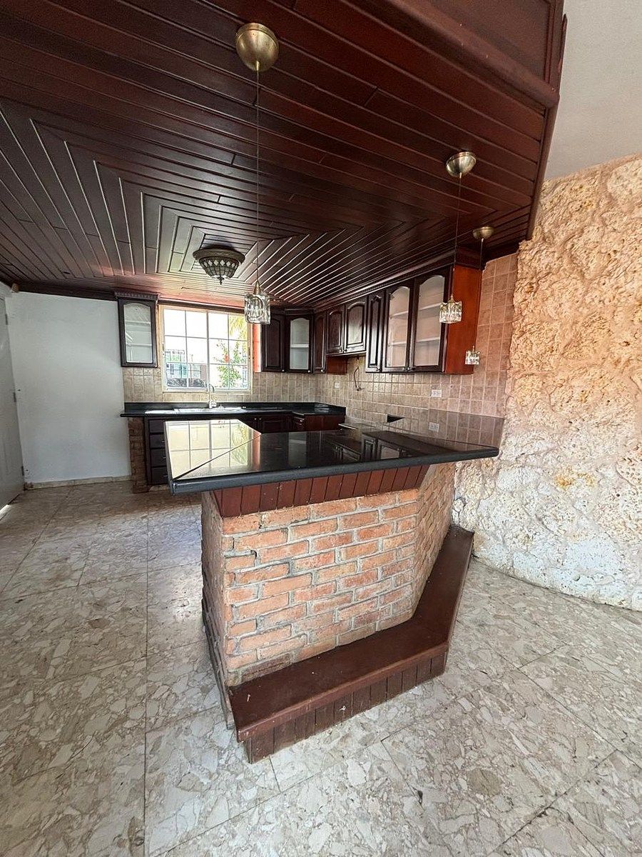 Casa en Altos de Arroyo Hondo III, Santo Domingo Centro (Distrito Nacional), foto 9 de 16