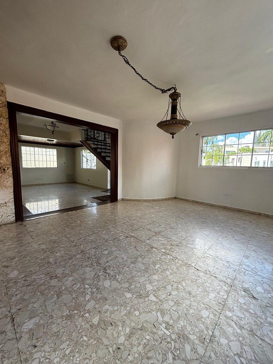 Casa en Altos de Arroyo Hondo III, Santo Domingo Centro (Distrito Nacional), foto 8 de 16