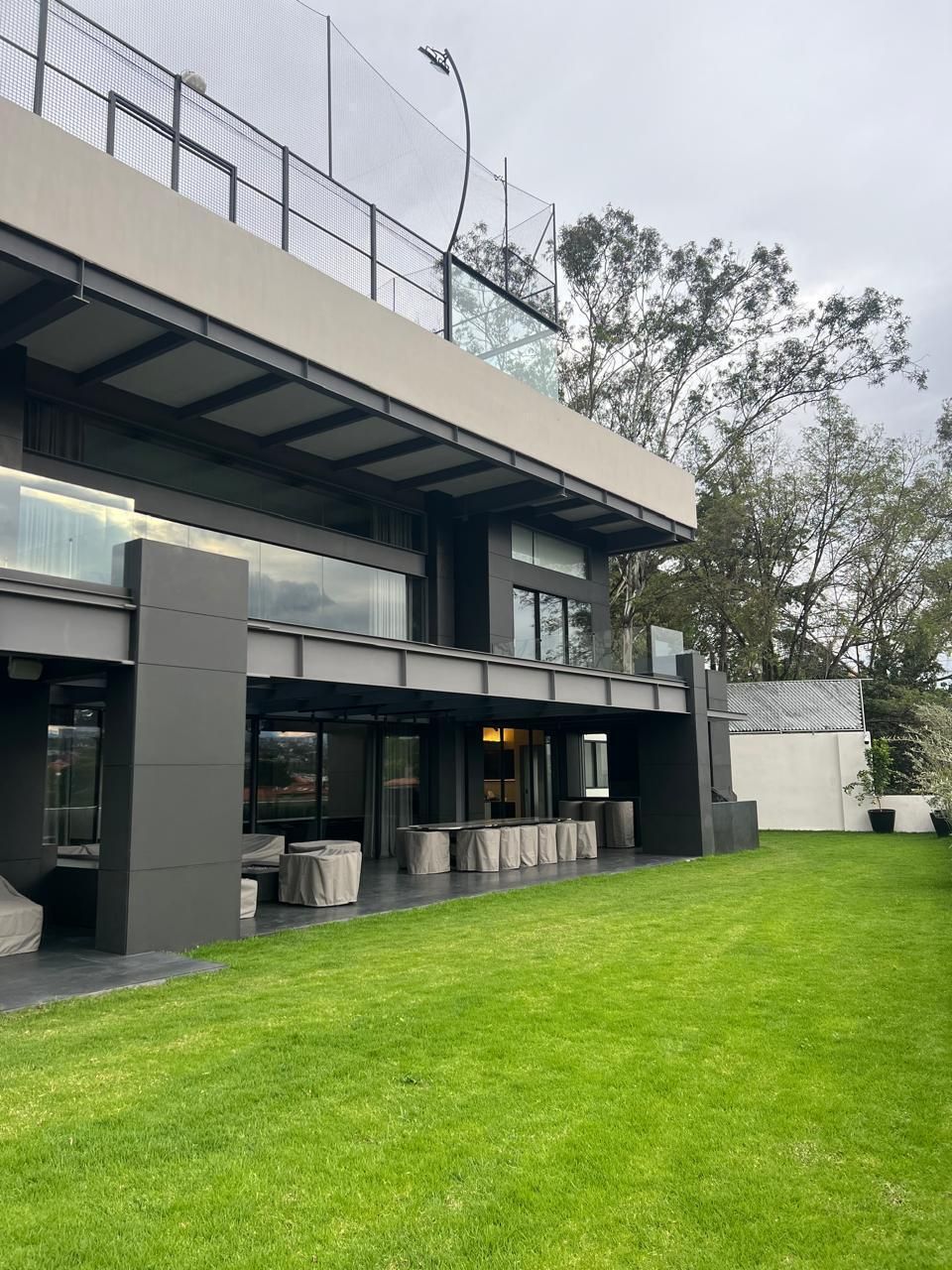 RESIDENCIA EN VENTA EN LOMAS DE CHAPULTEPEC - foto 1