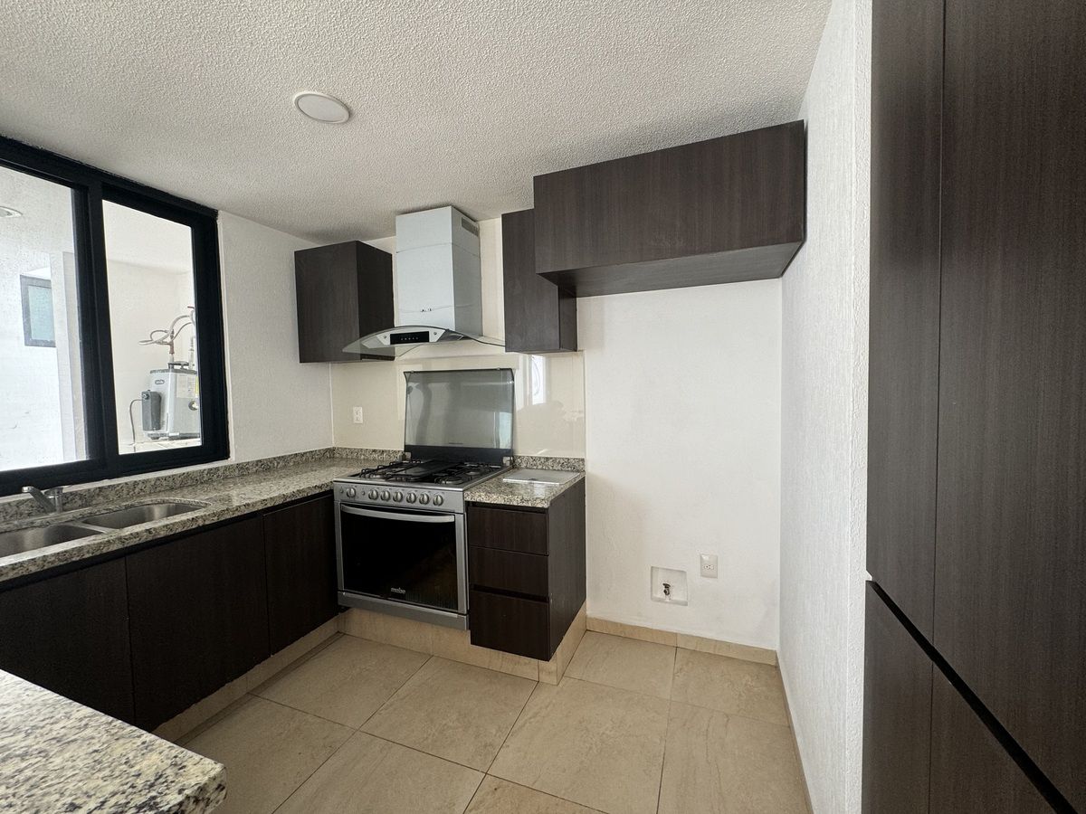 Casa en Juriquilla Santa Fe, Querétaro, foto 3 de 46