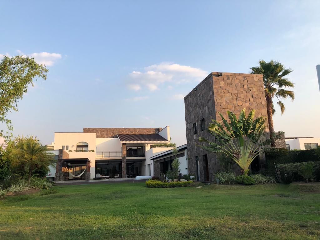 RESIDENCIA AMUEBLADA EN FRACCIONAMIENTO PRIVADO EN VENTA - foto 4