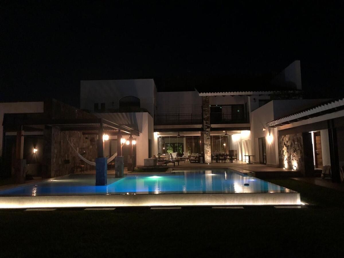 RESIDENCIA AMUEBLADA EN FRACCIONAMIENTO PRIVADO EN VENTA - foto 5