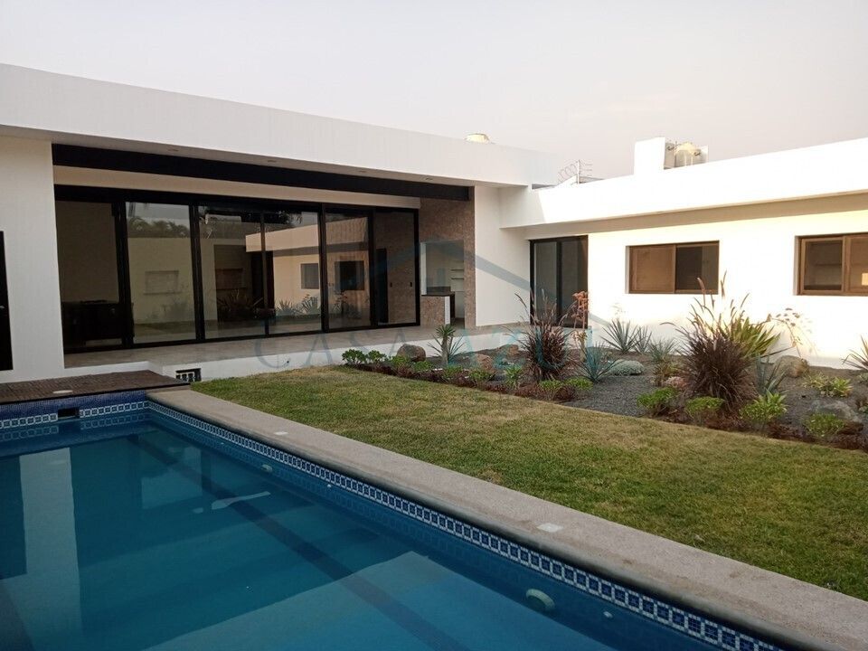 https://assets.easybroker.com/property_images/4602978/77438111/EB-QR2978.JPG?version=1720728298