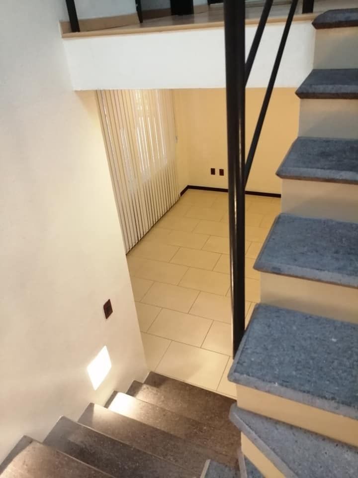 8 de 17