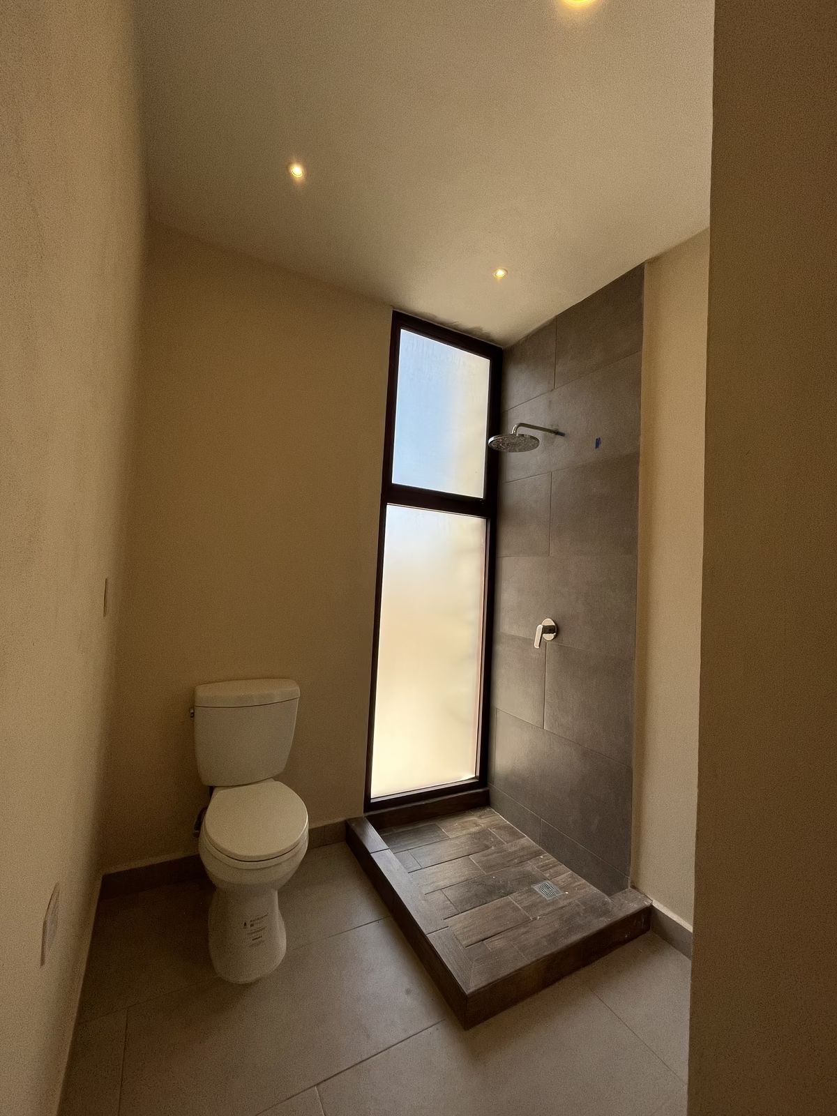 7 de 17: Baño Compartido