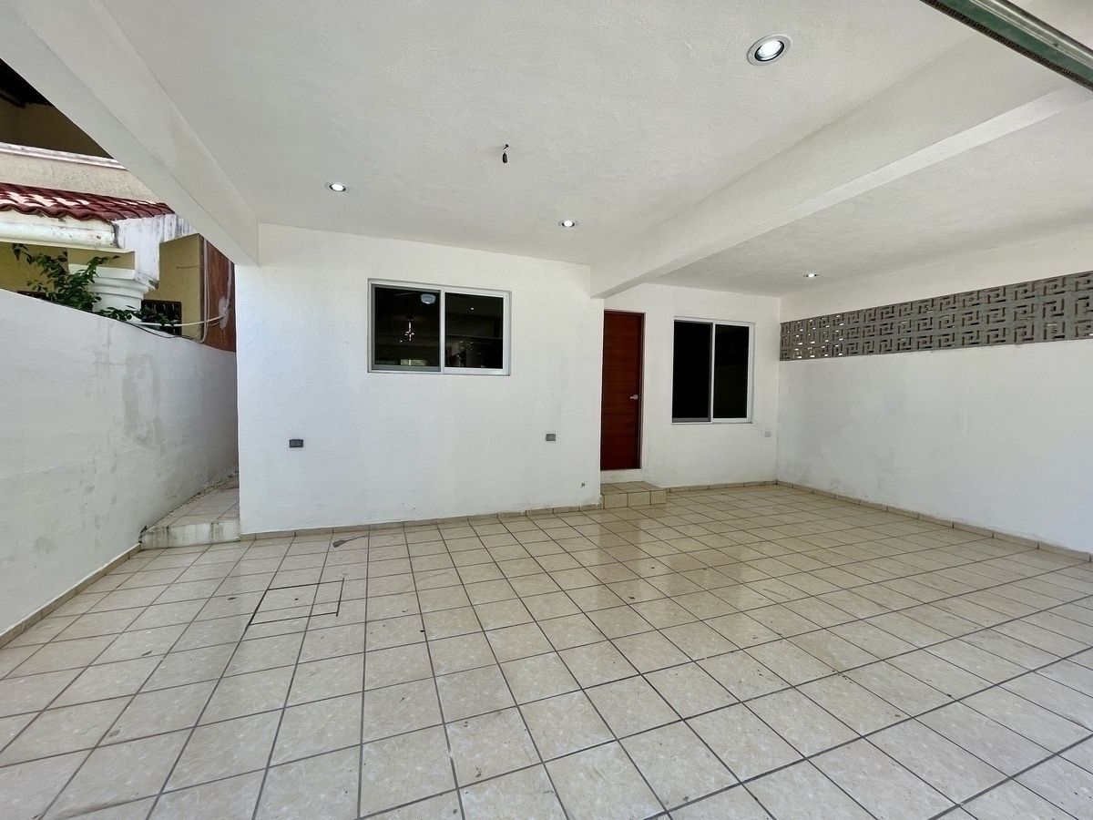 2 of 24: GARAGE