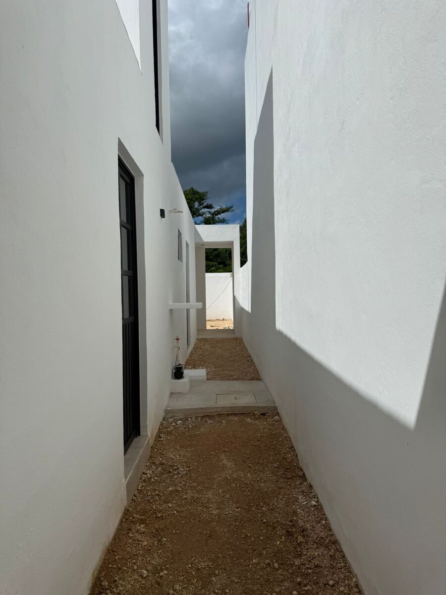 14 de 35: Pasillo de Servicio