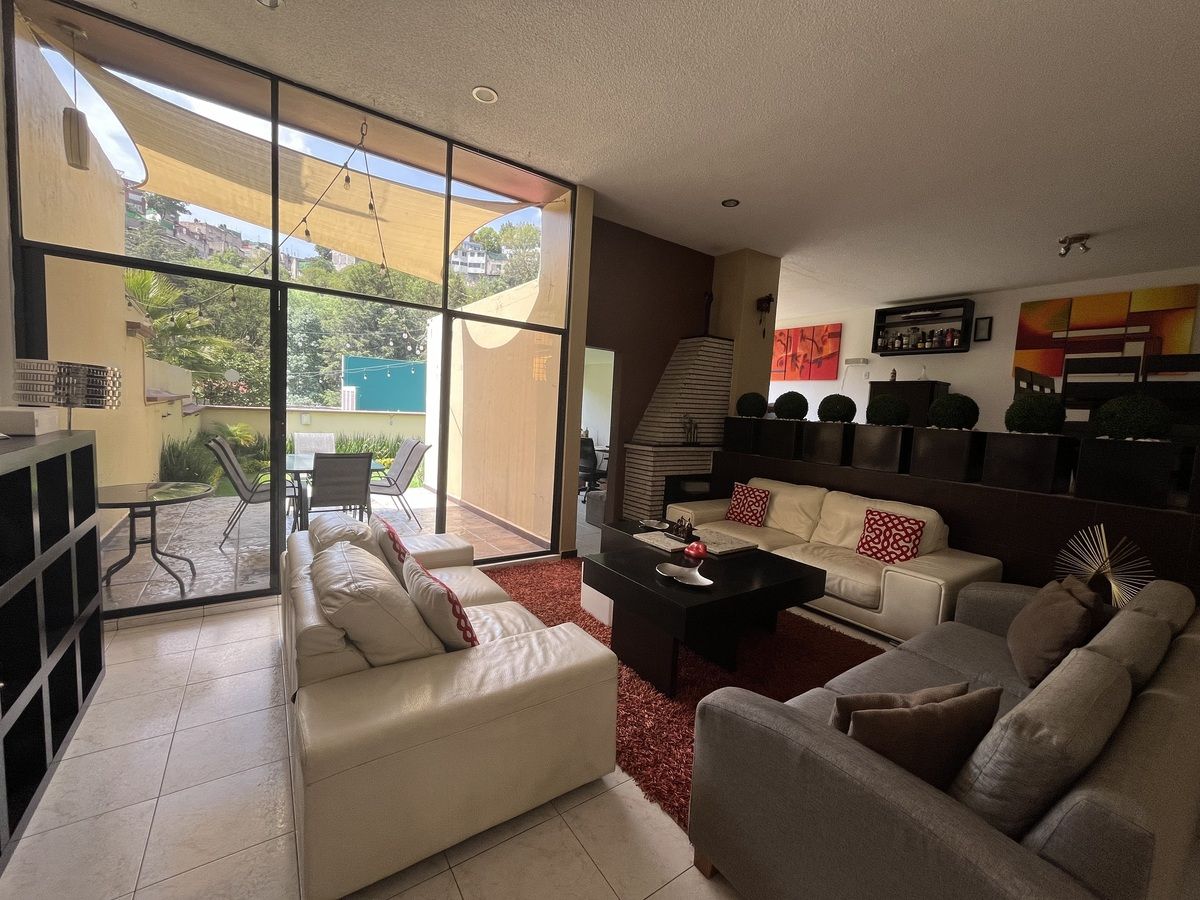 CASA EN VENTA EN LOMAS DE LAS ÁGUILAS - foto 4