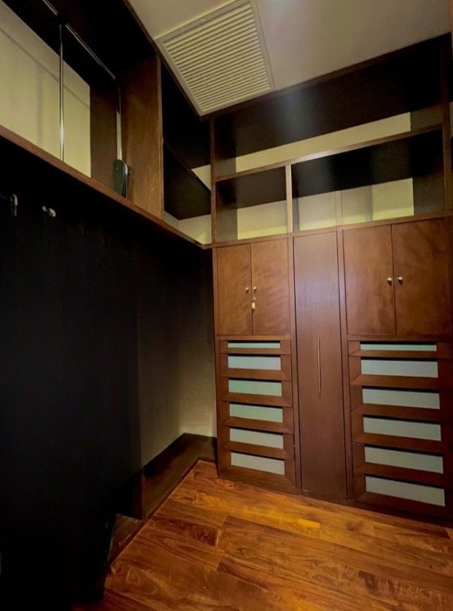 21 de 26: VESTIDOR REC SECUNDARIA