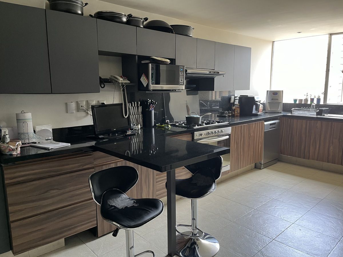 7 of 25: cocina