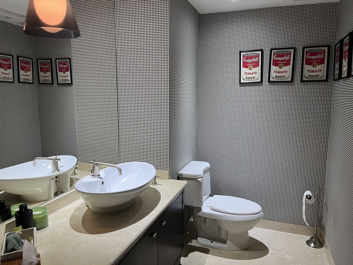 20 of 25: baño visitas