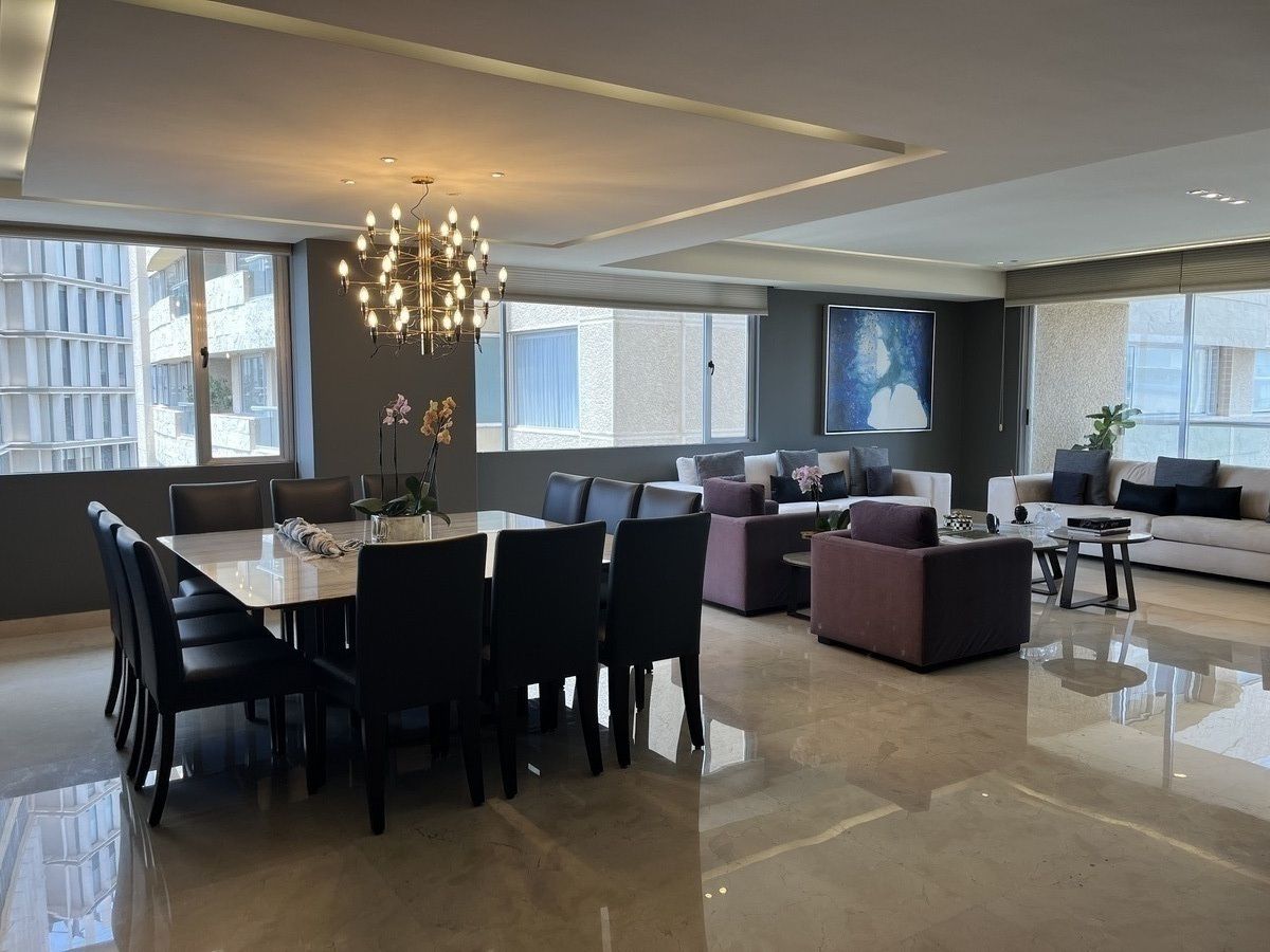 3 of 25: comedor