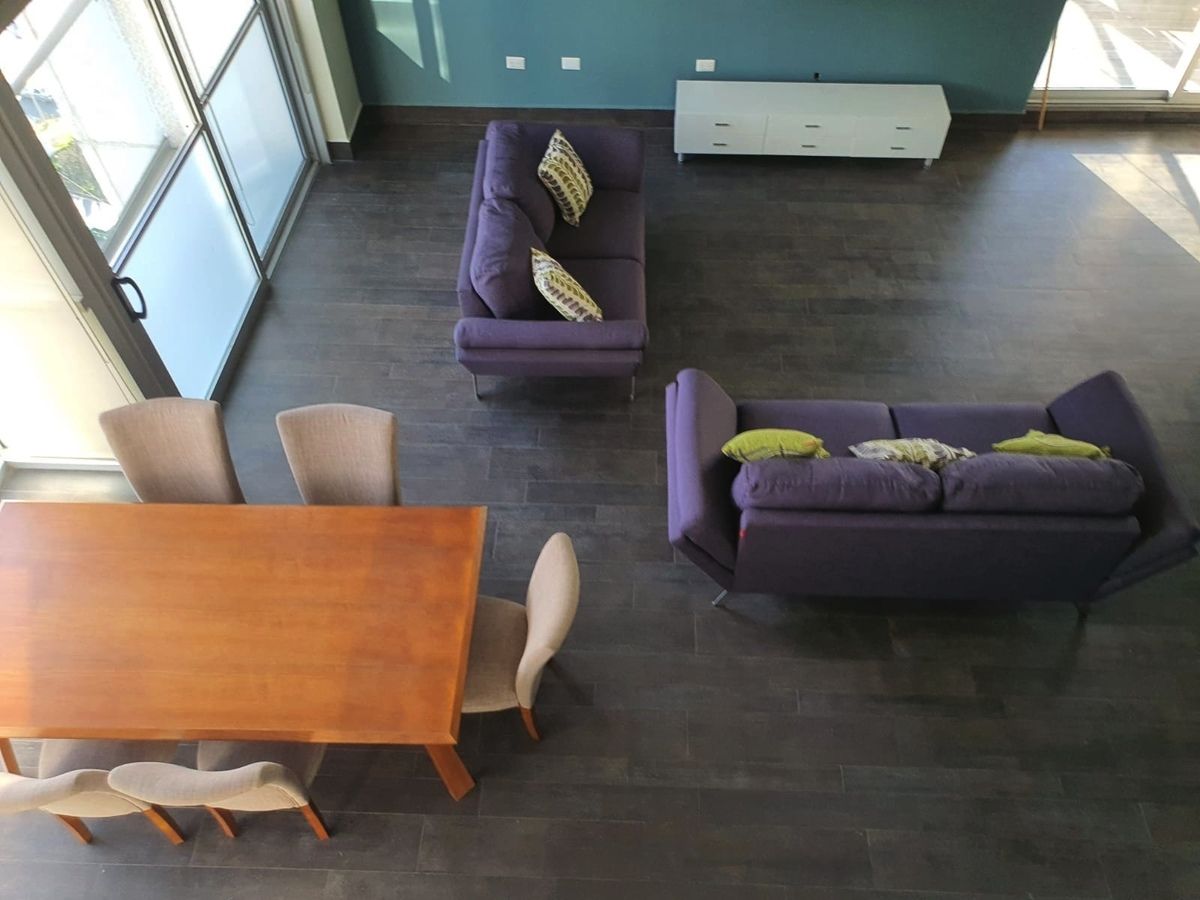 Rent Penthouse Aqua Tower, photo 1 of 19