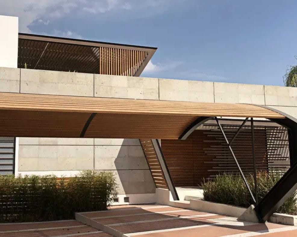 Hermosa Casa en Venta en Cumbres del Lago, Juriquilla con Alberca