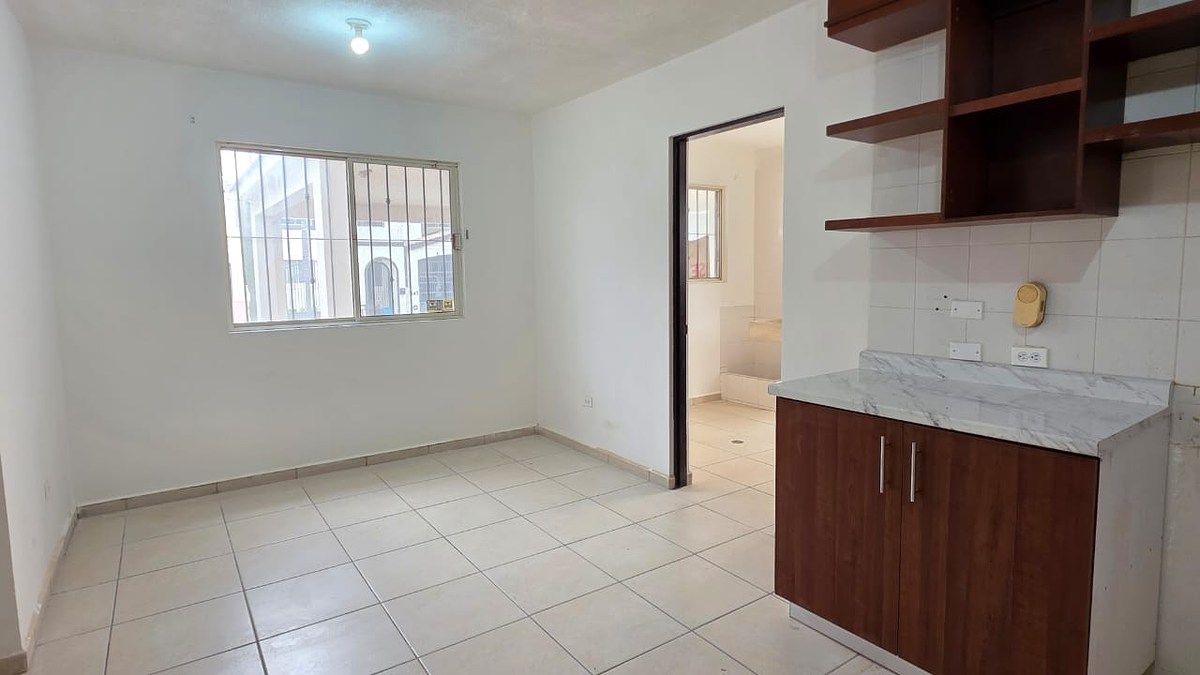 12 de 46: ESPACIO DE ANTE COMEDOR EN COCINA