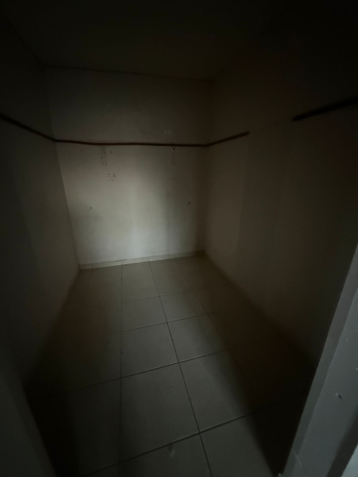 21 de 29: CLOSET RECAMARA PRINCIPAL