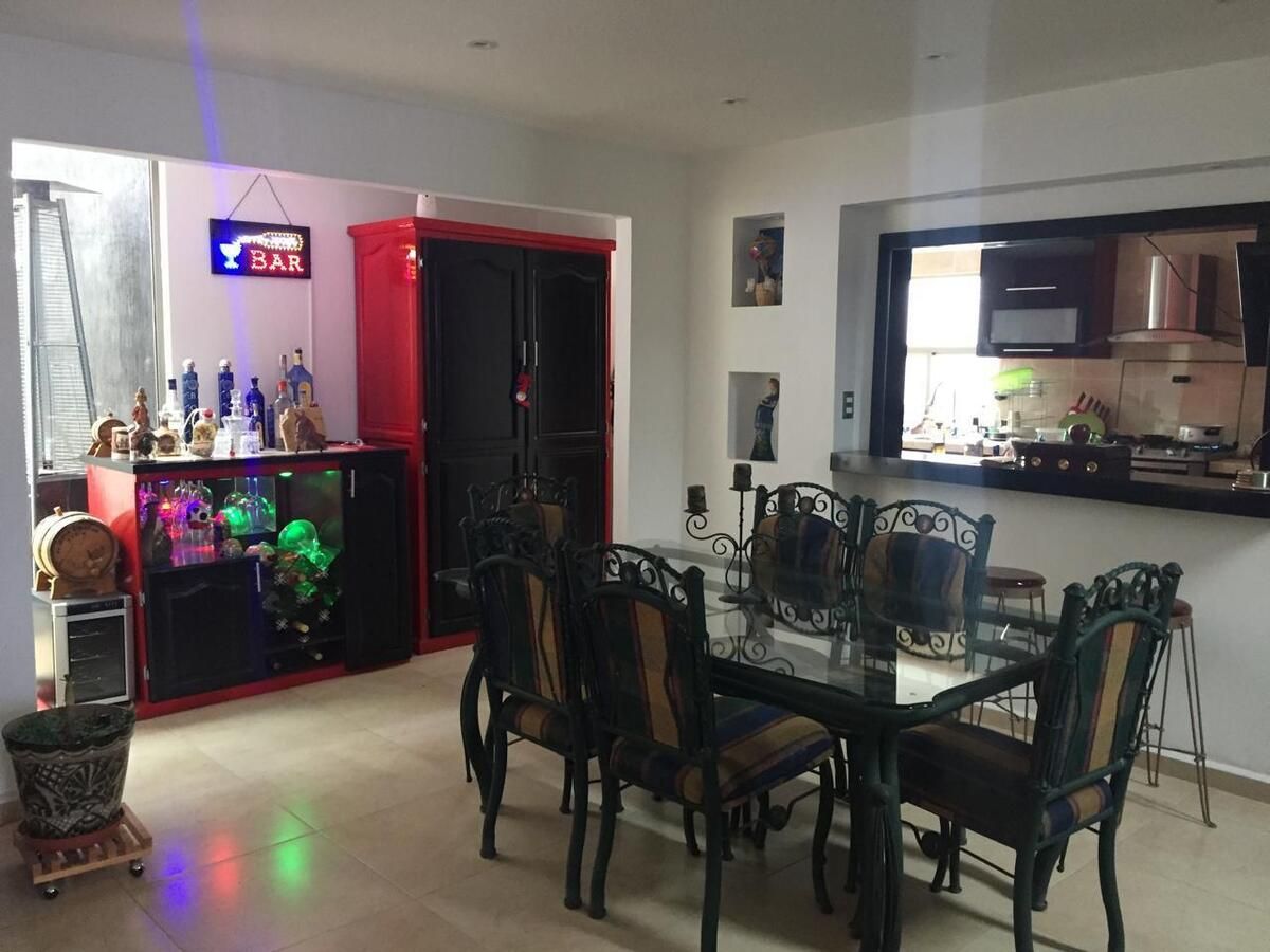 17 de 36: COMEDOR COMPLETO
