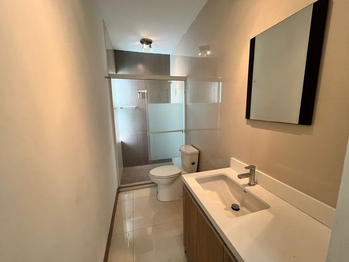 5 de 10: Baño Secundarii