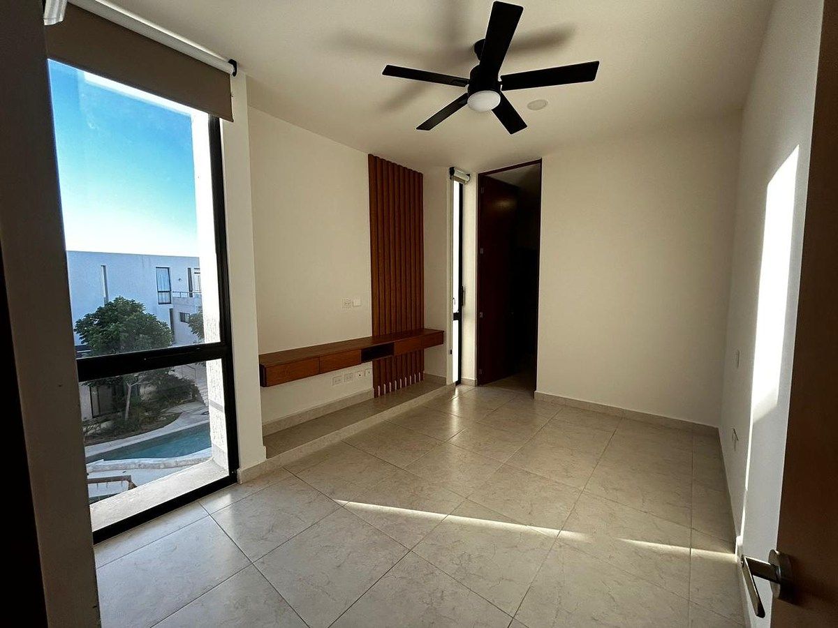 6 de 16: Recámara Principal