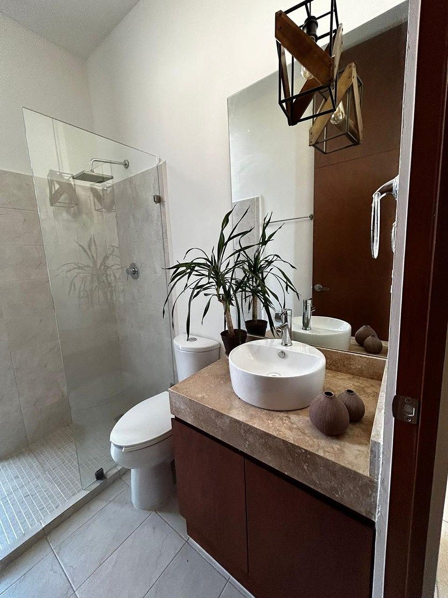 9 de 17: Baño Compartido