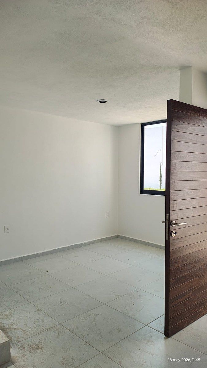 House in Ciudad Maderas Residencial Querétaro, El Marqués, photo 2 of 26