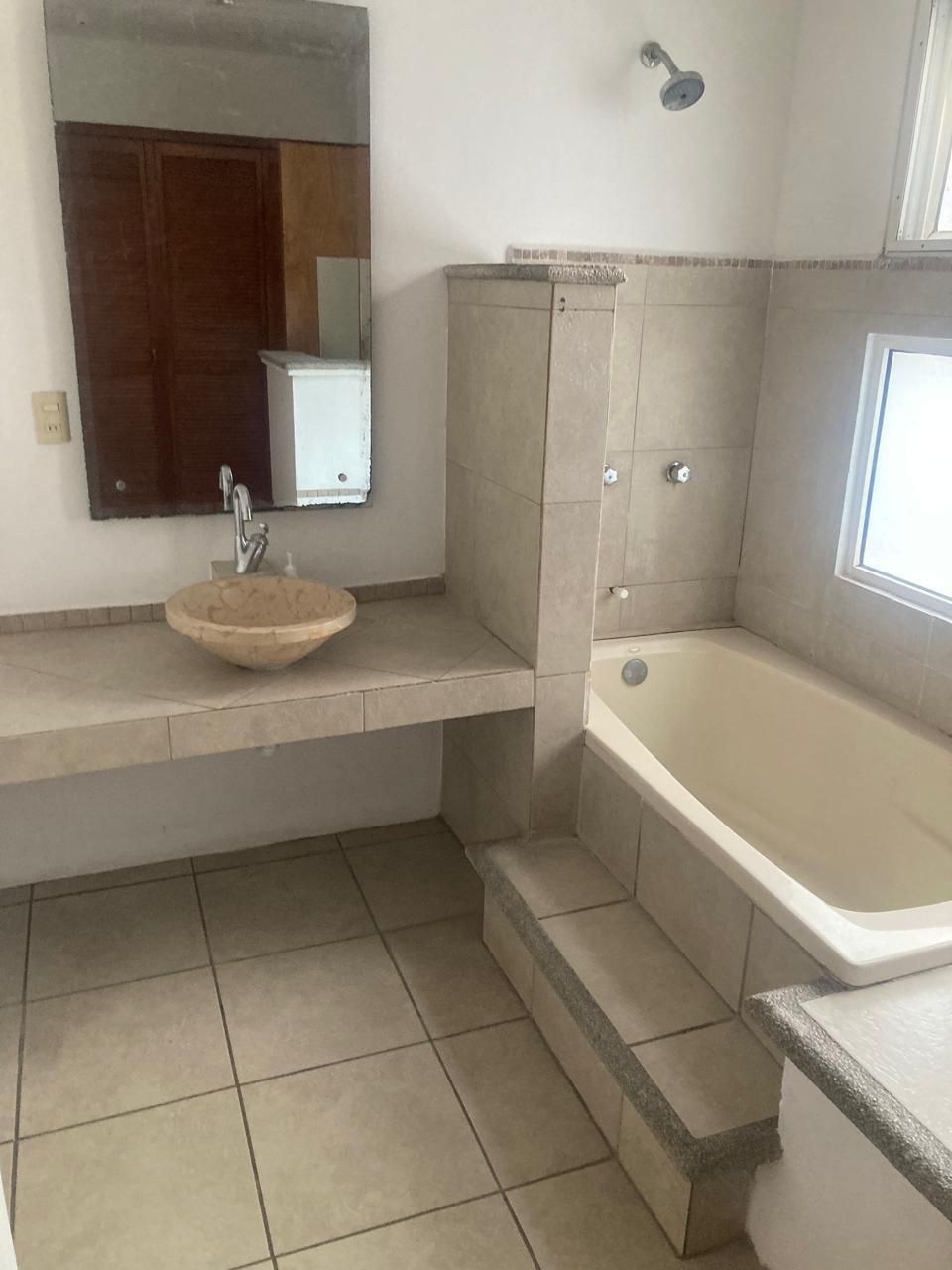 9 de 11: Baño recamara prinicipal